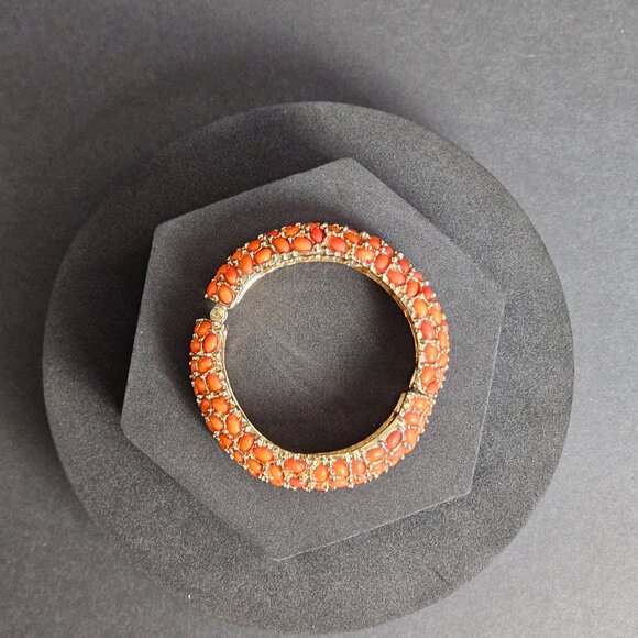 Kenneth Jay Lane Style Coral Red Orange Cabochon Hinged Heavy Bangle Bracelet - Picture 5 of 16